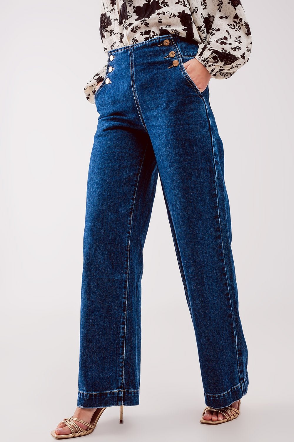 Button Front Nautical Wide Leg Denim Jeans in Mid Blue| Q2 - Image 5
