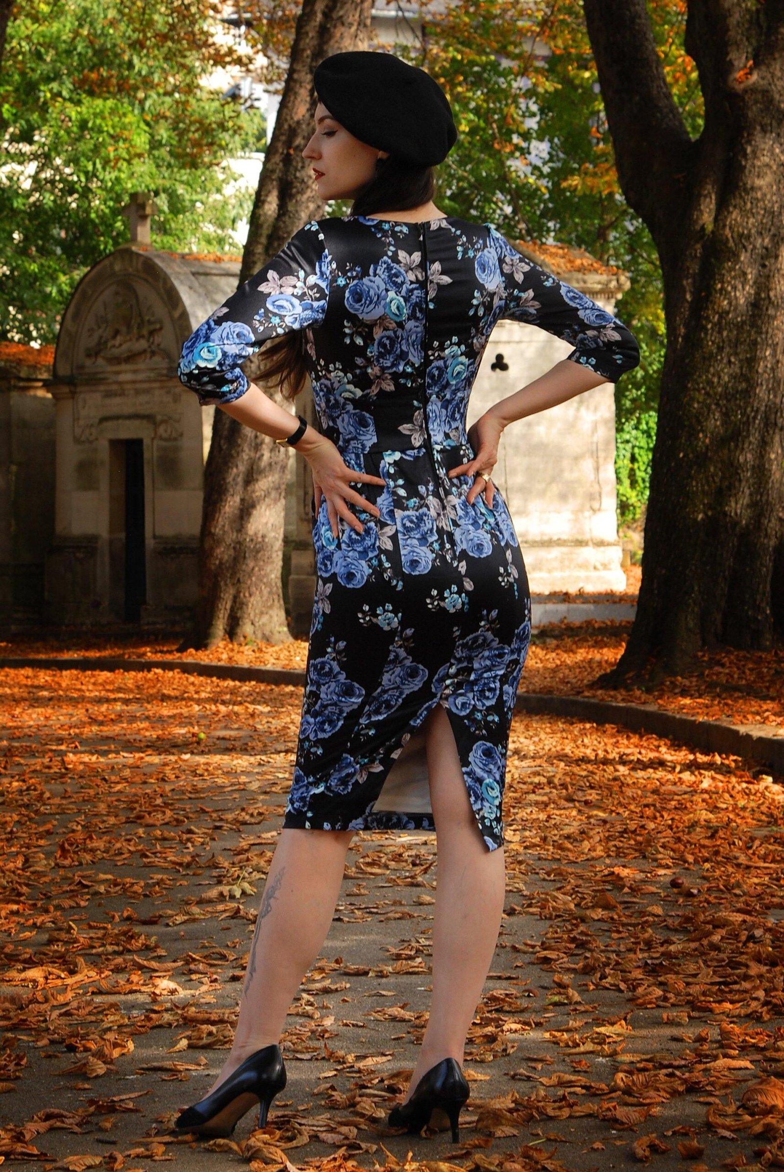 Mona Vintage Vamp Wiggle Dress in Gothic Blue Roses Satin | Pinup Couture - Image 5