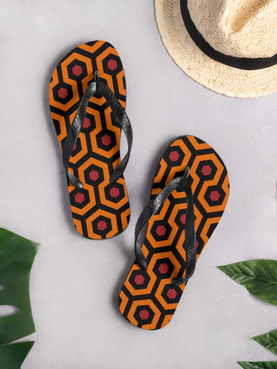 Amie Thong Flip-Flop Beach Sandals in Hotel Hexagon Print